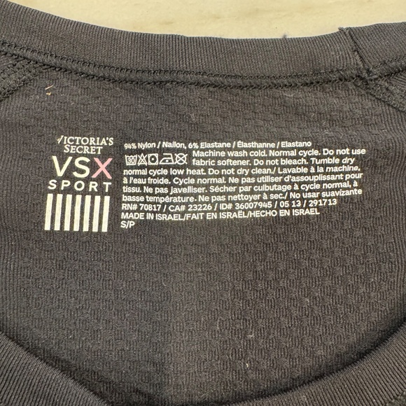 Victoria’s Secret Exercise Top Small - Picture 3 of 4